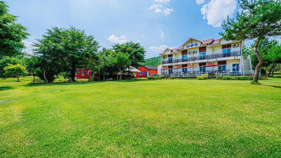 Navid water leisuer pension Bed and Breakfast in Gyeonggi-do