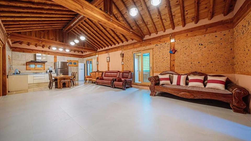 Romain Pension Bed and Breakfast in Gyeonggi-do