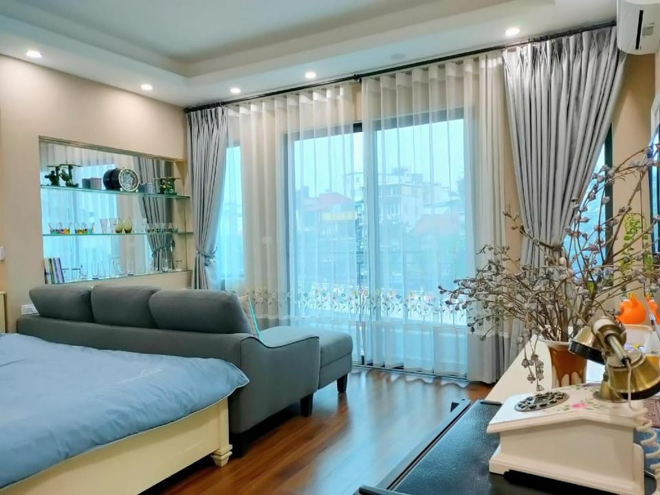 Sinsoledad Nhà Phố Hà Nội ( 437 Hong Ha Street ) Vacation rental in Hanoi