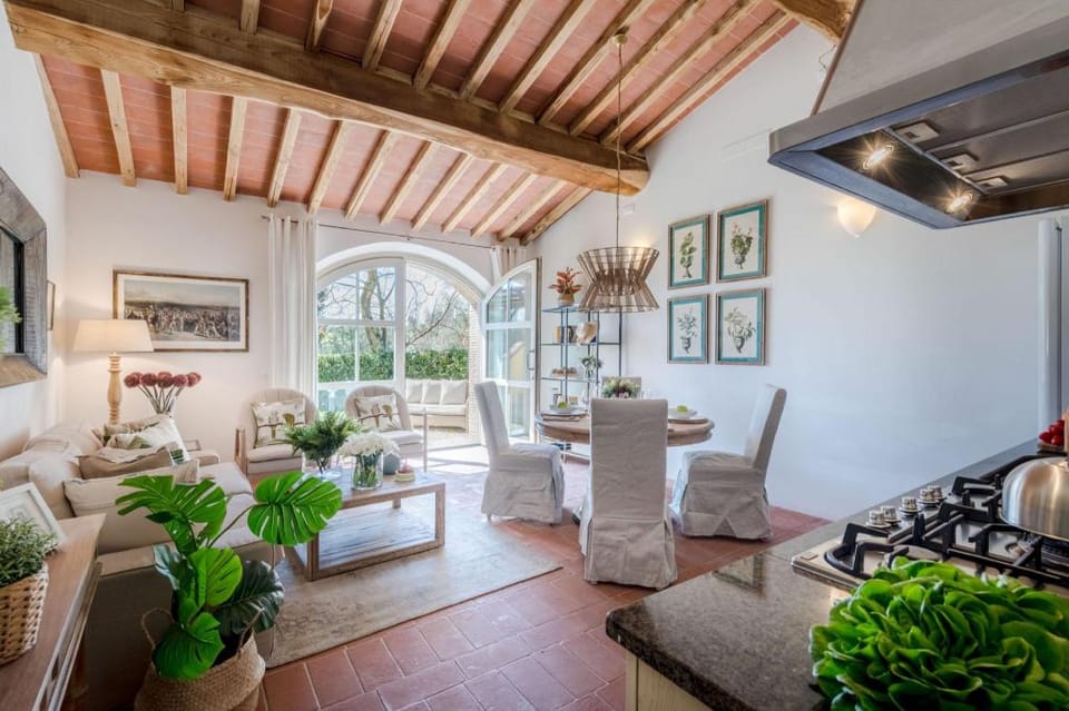 Casa Pinocchio at Borghetto Farmhouse Apartment in Capannori