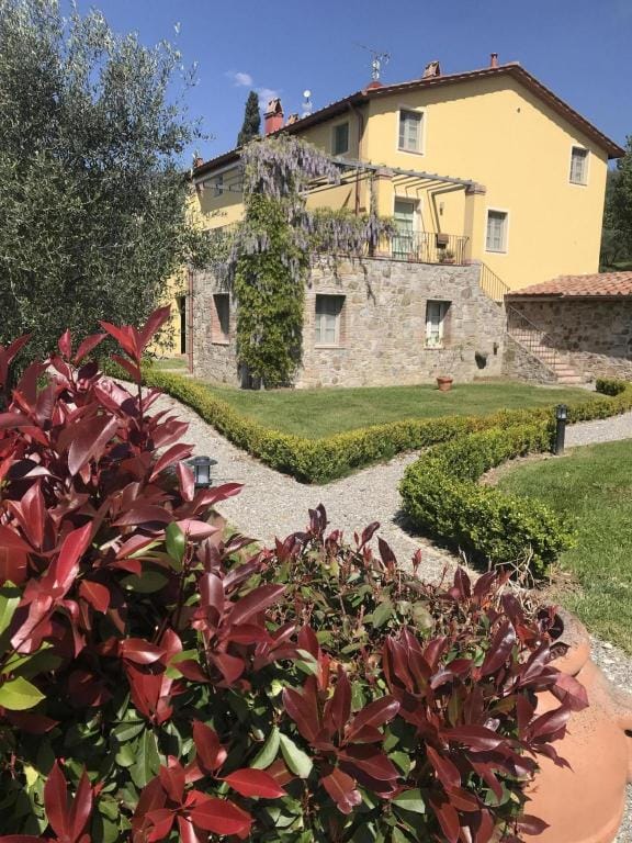 Casa Santo at Borghetto Farmhouse Apartment in Capannori