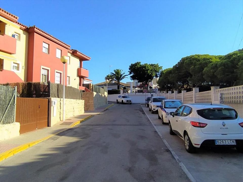 Penthouse with terrace & seaviews. Beach and golf Apartment in Rota