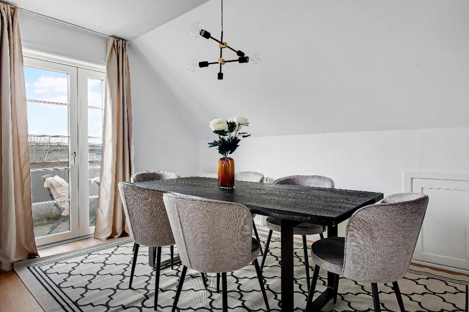 Sanders Nordre Digevej - Amazing 3-Bedroom Apartment with Shared Garden Apartment in Copenhagen