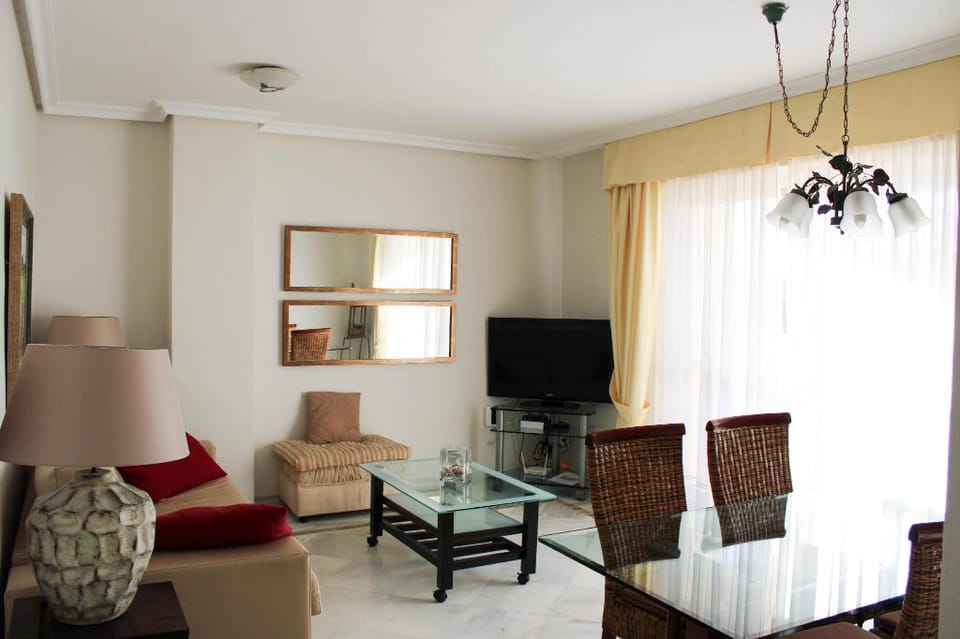 Apartment 10 minutes walk from Puerto Banus Apartment in Marbella
