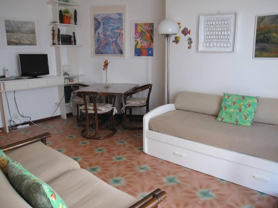 Appartamento Vista Mare Per 4 Persone - Airco - Tv Apartment in Friuli-Venezia Giulia
