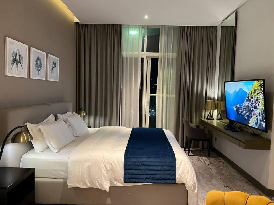 Burj Khalifa Canal View Fully Furnished Studio At Damac Prive Apartment in Dubai