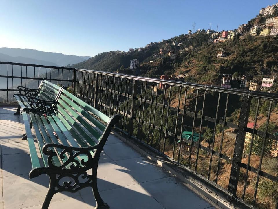 Shimla Cliff Castle Apartment Apartment in Shimla