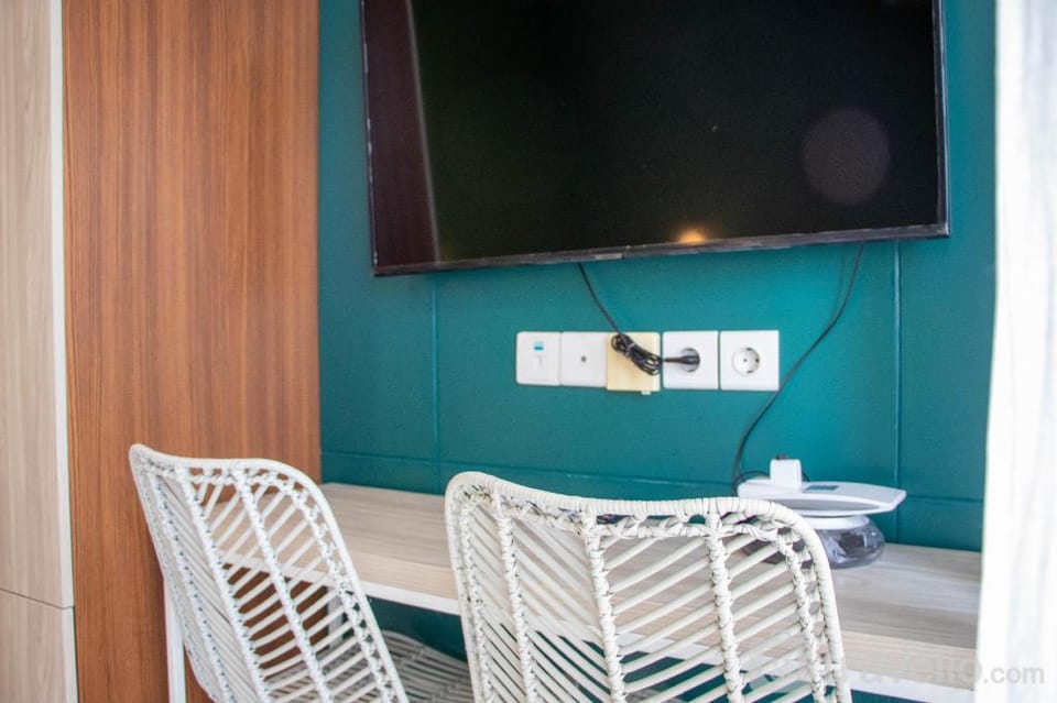 Well Appointed Studio at West Vista Apt ByTravelio Apartment in Jakarta