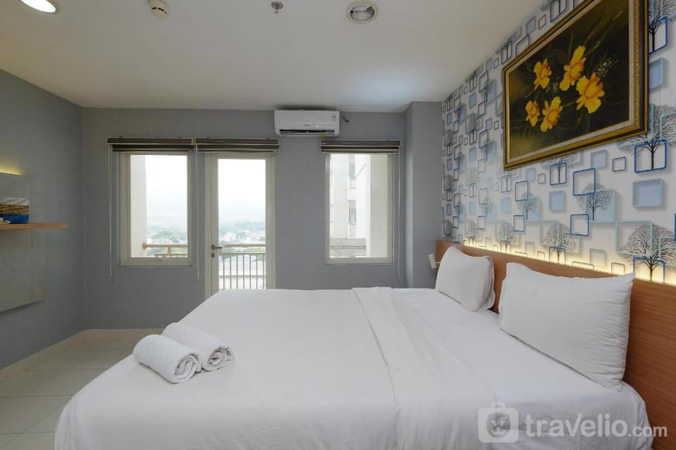 Cozy Studio at Sentul Tower Apt By Travelio Apartment in West Java