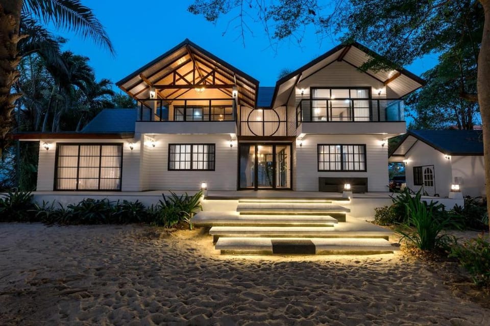 Beach House Pool Villa Vacation rental in Thailand