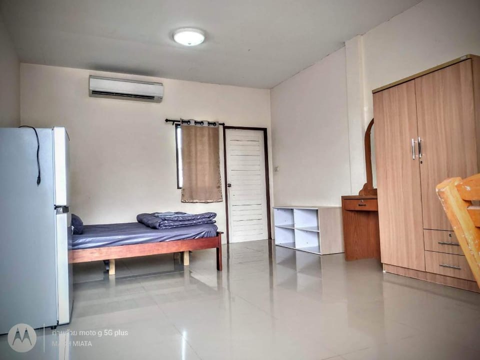 Mach mansion Apartment in Thailand