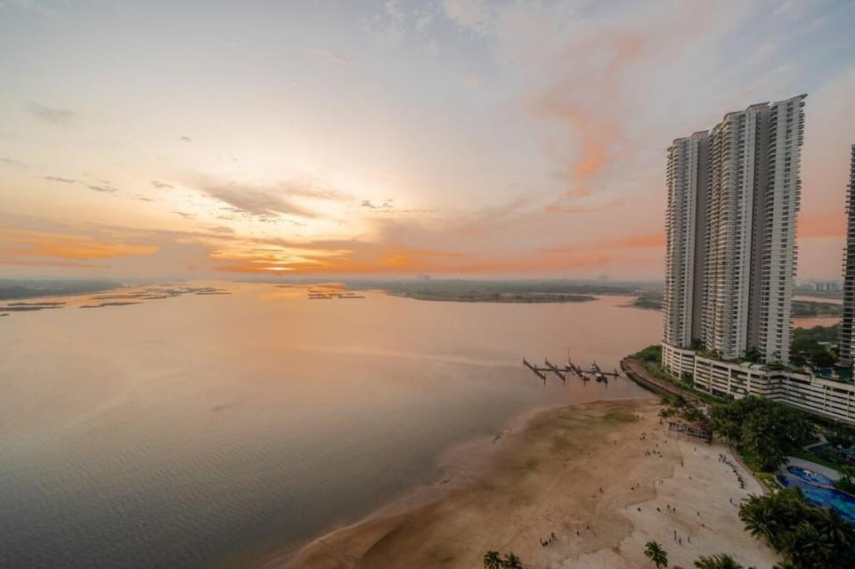 Authentic Tatami Suite with Full Seaview Apartment in Johor Bahru