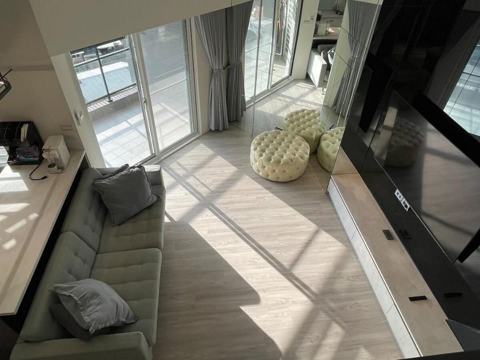 Zhonghe Jinan station kitchen island design house Apartment in Taipei City