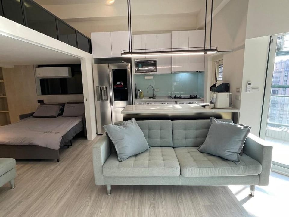 Zhonghe Jinan station kitchen island design house Apartment in Taipei City