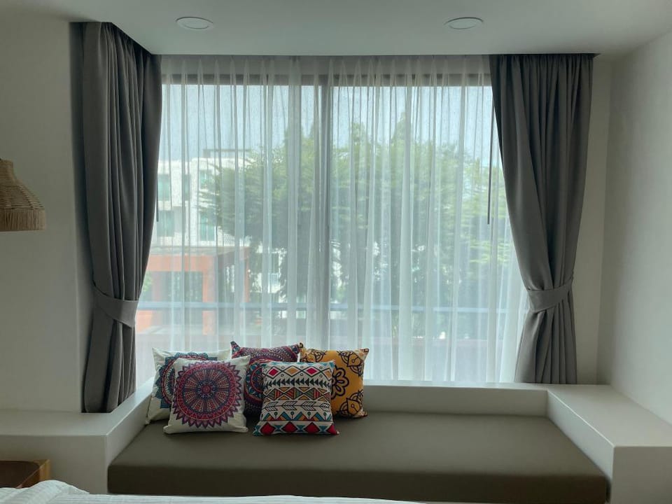 Las Tortugus Oceanside apartment  Apartment in Nong Kae
