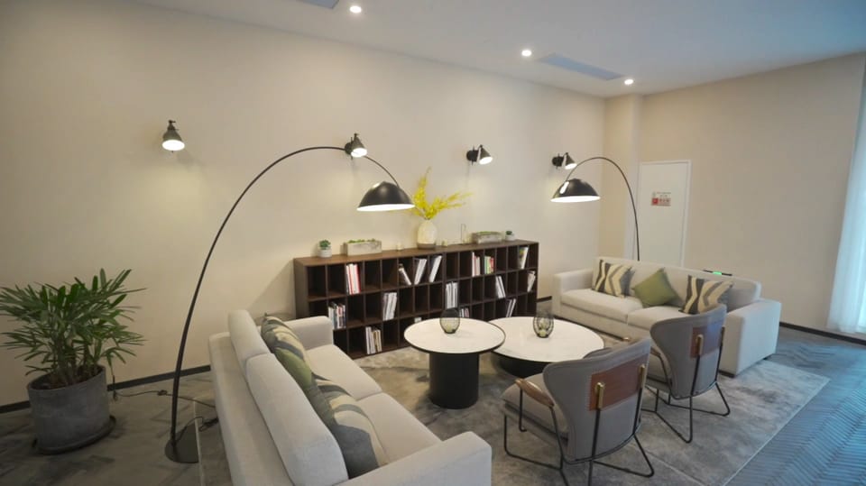 base-PUSAN Serviced Apartment -Shanghai New International Expo Centre Hotel in Shanghai