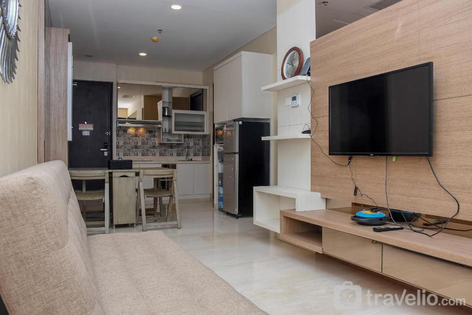 Exclusive Comfort 2BR Sudirman Suites By Travelio Apartment in South Jakarta City