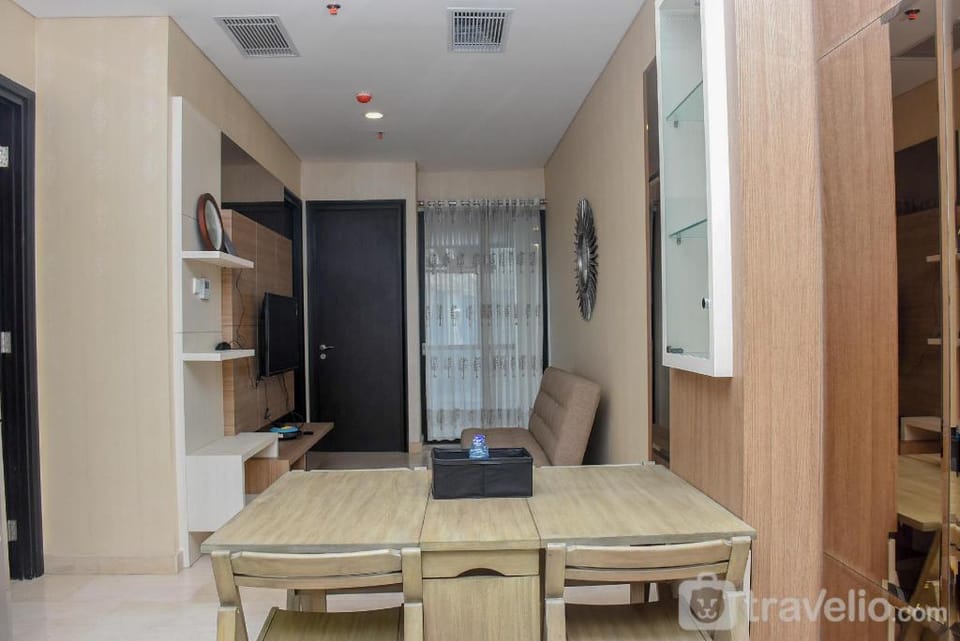 Exclusive Comfort 2BR Sudirman Suites By Travelio Apartment in South Jakarta City