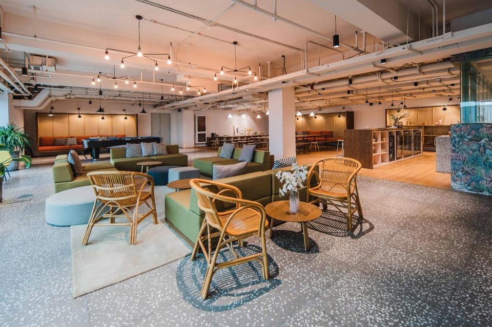 baseLITE-WESTBUND Serviced Apartment Hotel in Shanghai