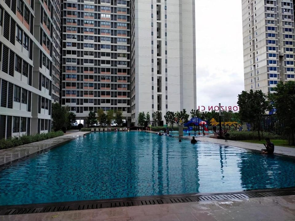 Rainbow Homestay KLIA Transit VIP Room 22 Apartment in Selangor, Malaysia