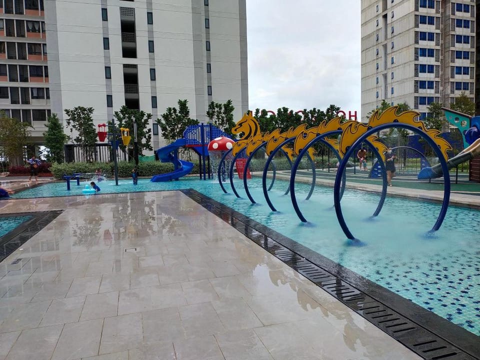 Homestay KLIA Transit Splash Mania Gamuda Cove Apartment in Selangor, Malaysia