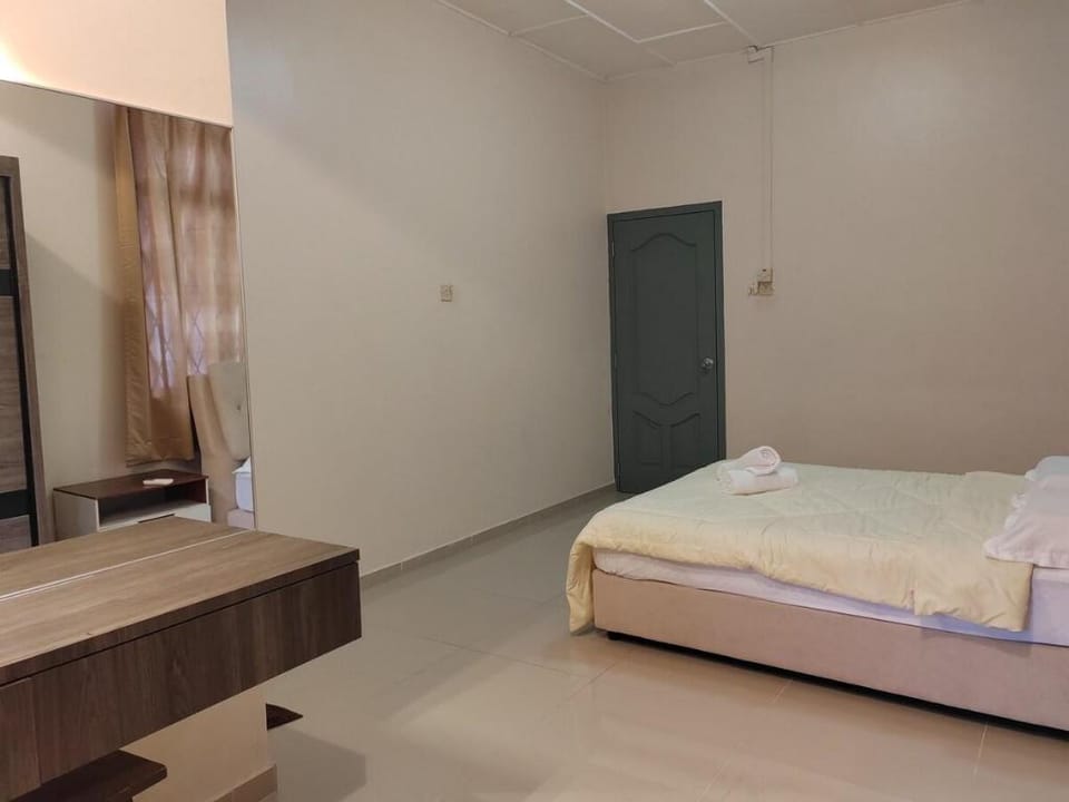 DIY Ocean BB 5BR Home Near Hak Yi Gai, 18 Guests Vacation rental in Pahang, Malaysia