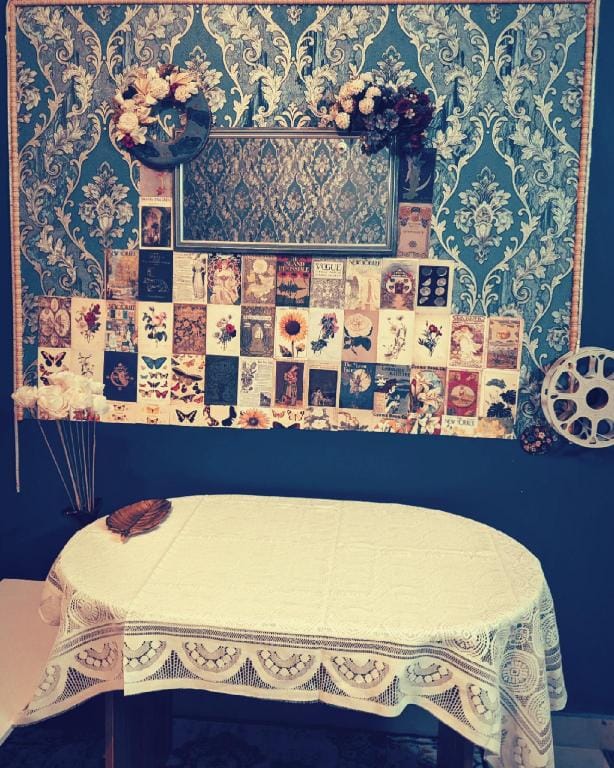 Retrocka a perfect blend of vintage n retro vibes Apartment in Bangladesh