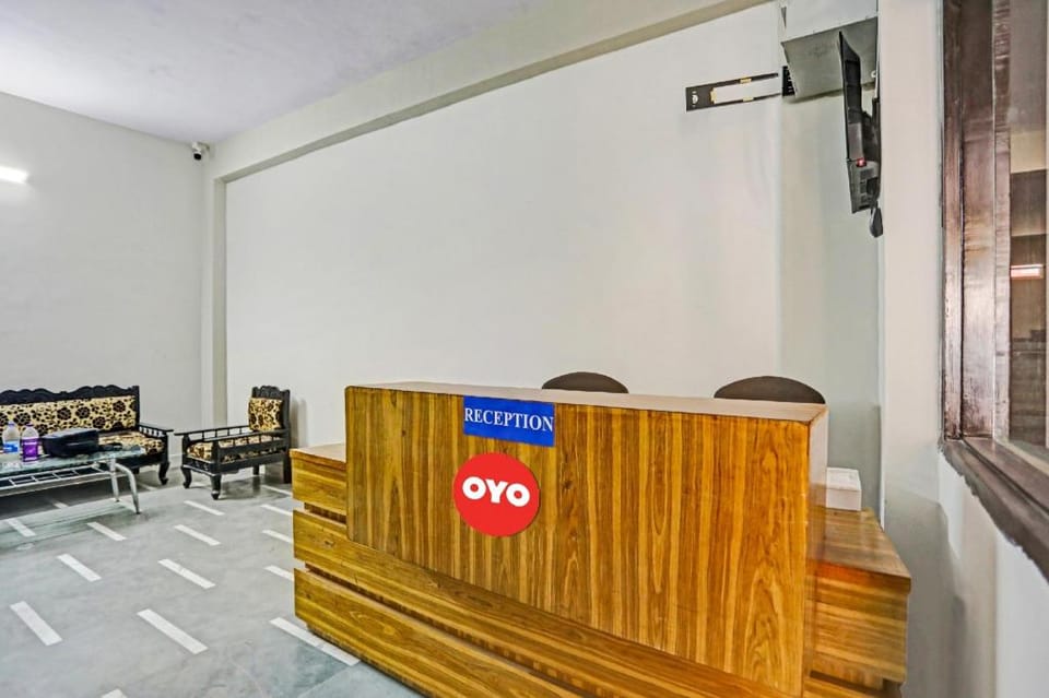 Hotel O Satguru Inn Hotel in Noida