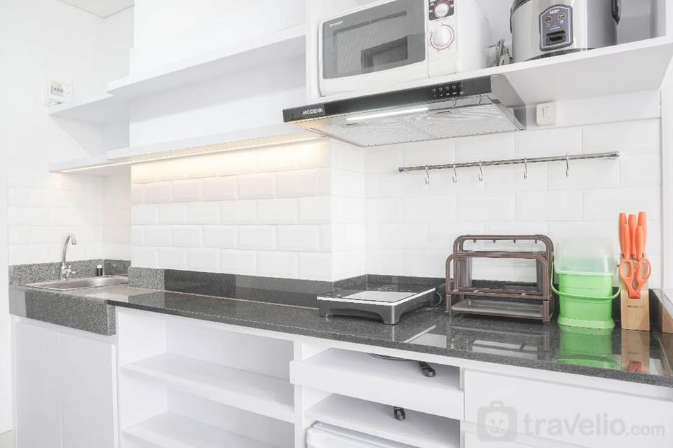 Nice Elegant Studio Transpark Cibubur By Travelio Apartment in West Java