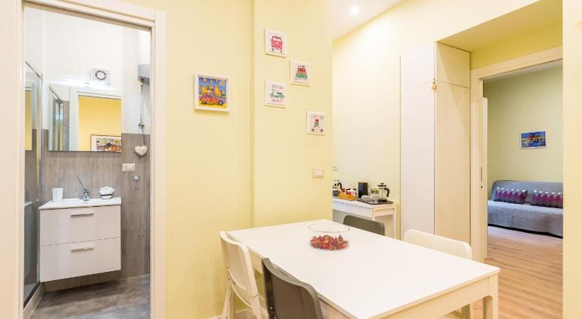 San Marcellino Cool and Central by Napoliapartments Apartment in Naples