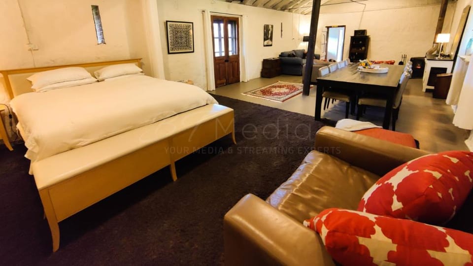 The Barn @ Sacred Grove Villa in Strathalbyn