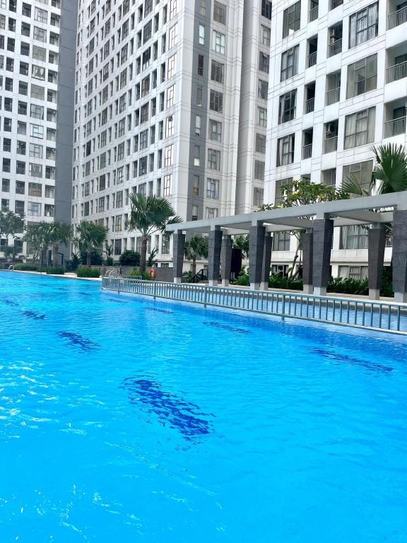 MTOWN 3 BedRoom with WiFi near Mall Gading Serpong Apartment in West Java