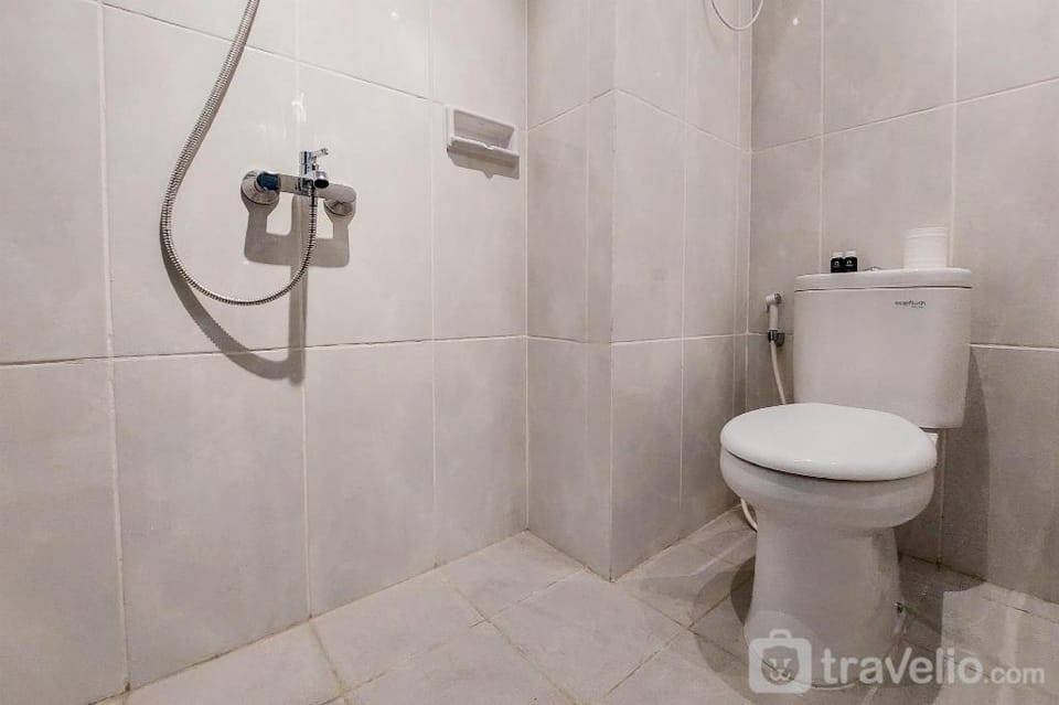 Homey Studio at Serpong Garden Apt By Travelio Apartment in West Java