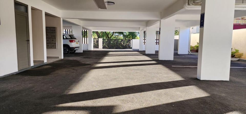 Luxury Sandstone 2 Bedroom Apartment with Elevator Apartment in Flic en Flac