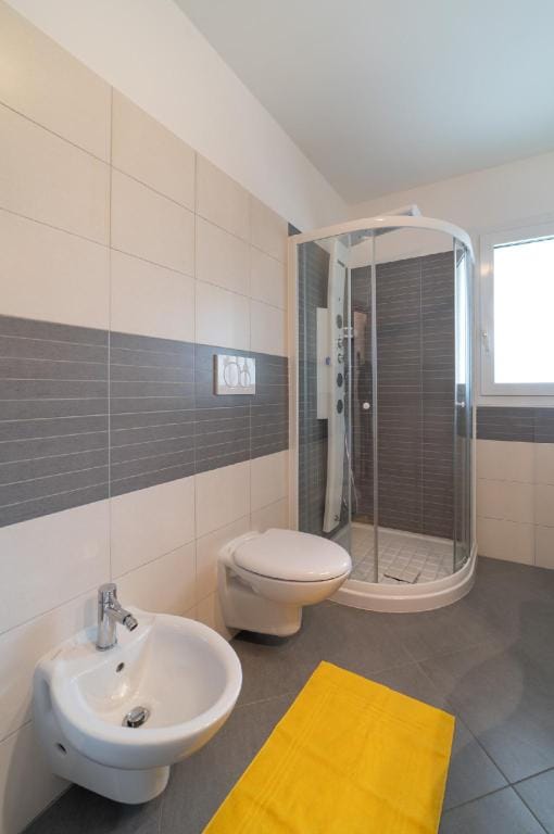 Elegant Residenza Monica 2 Two Bedroom C6 Sleeps 6 Apartment in Lignano Sabbiadoro