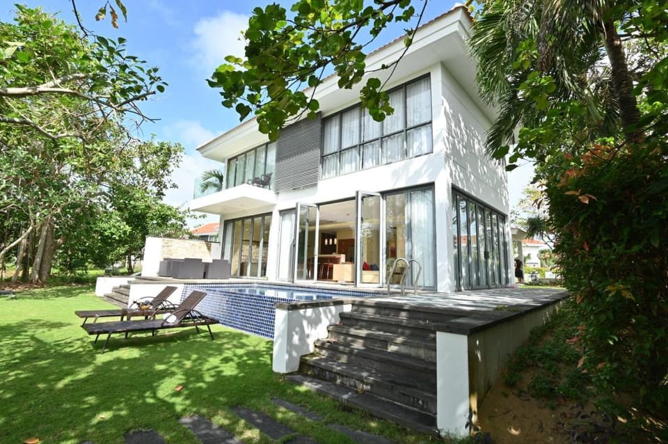 OV Luxury 4 Bedroom Villas with Private Pool Villa in Hoa Hai