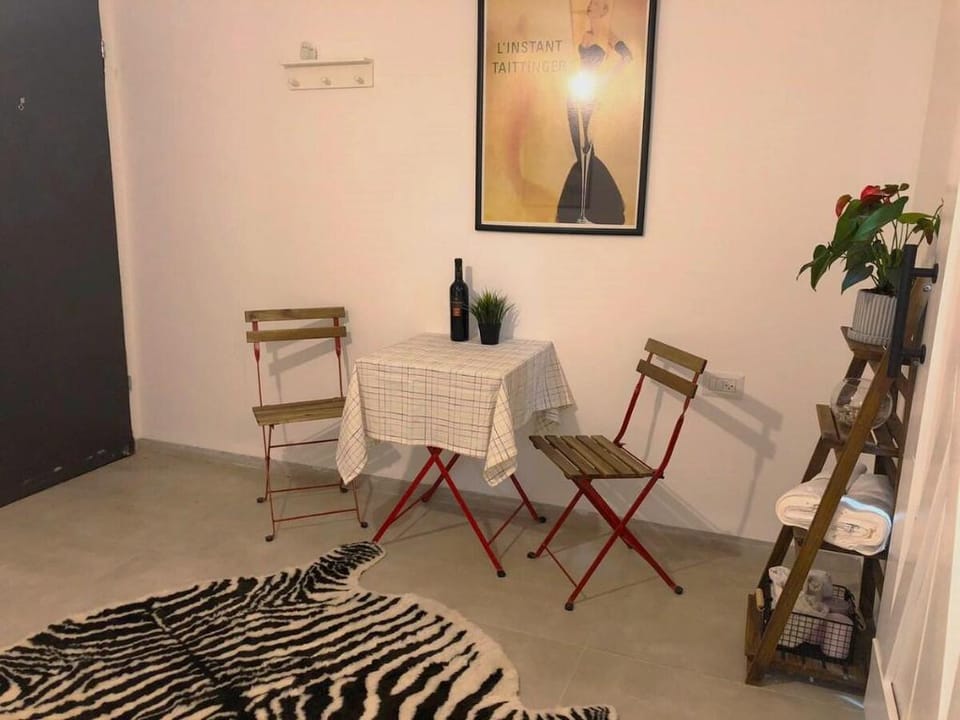 Perfect spot in Ramat Yishay for single or couple Apartment in Haifa District