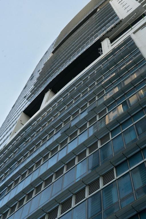 Uptown Parksuites Tower 1 - PH Staycation Apartment in Taguig