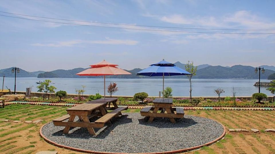 sinchilcheondo pension Bed and Breakfast in South Korea