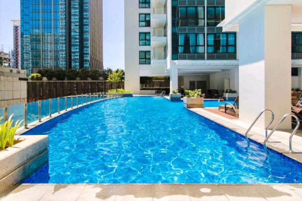 ONE UPTOWN BGC WITH SLIDING DOOR  Apartment in Makati
