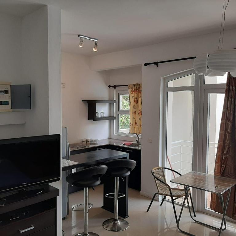 Ideally Located Studio In Grand Baie Apartment in Grand Baie