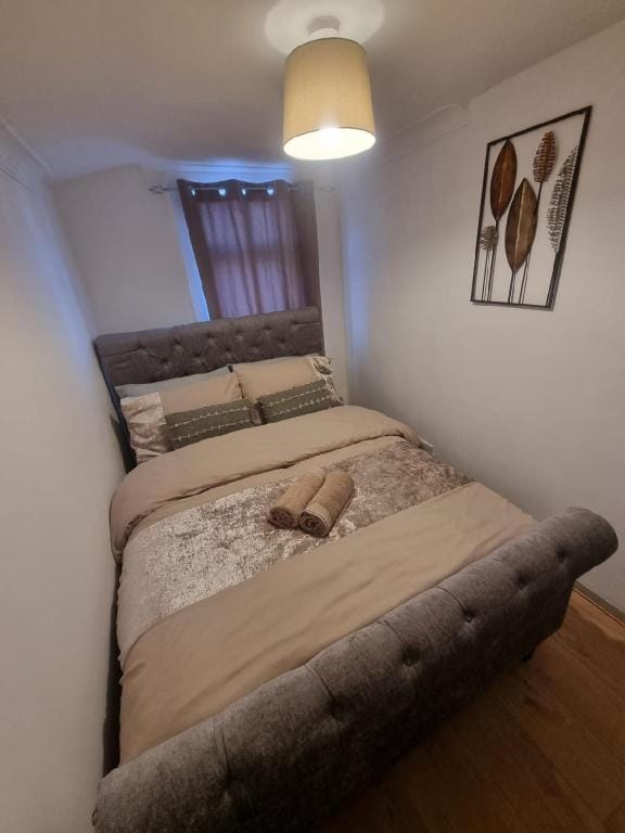 Stylishly designed home, 4 bedroom- Dartford Vacation rental in Dartford