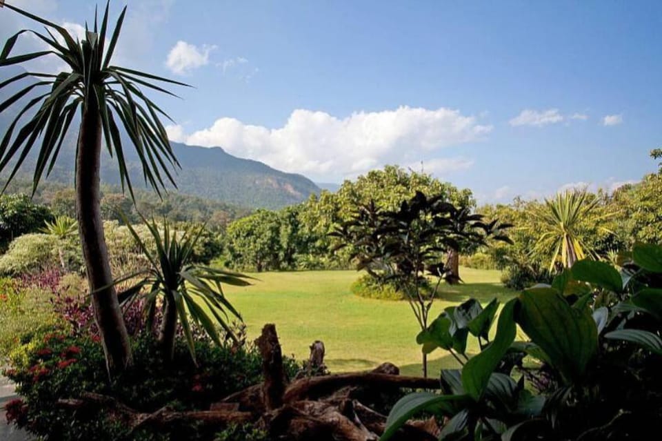 Doi Luang Villa with Private Pool with 5 bedrooms  Vacation rental in Thailand