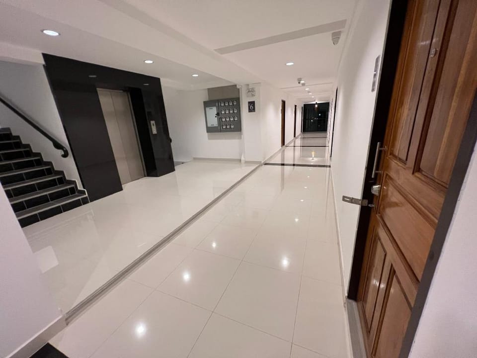 The Joke Mansion  ซ. สุขุทวิท 23 มาบตาพุด ระยอง Apartment in Chon Buri Changwat
