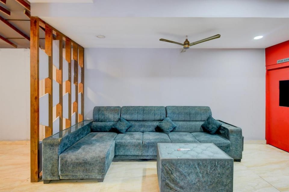 Super Collection O Karmanghat Bus Terminal Hyderabad Formerly Hotel Chirag Stays Hotel in Hyderabad