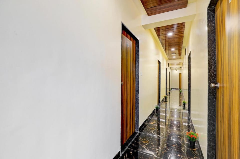 Hotel Royal Plus Hotel in Gujarat