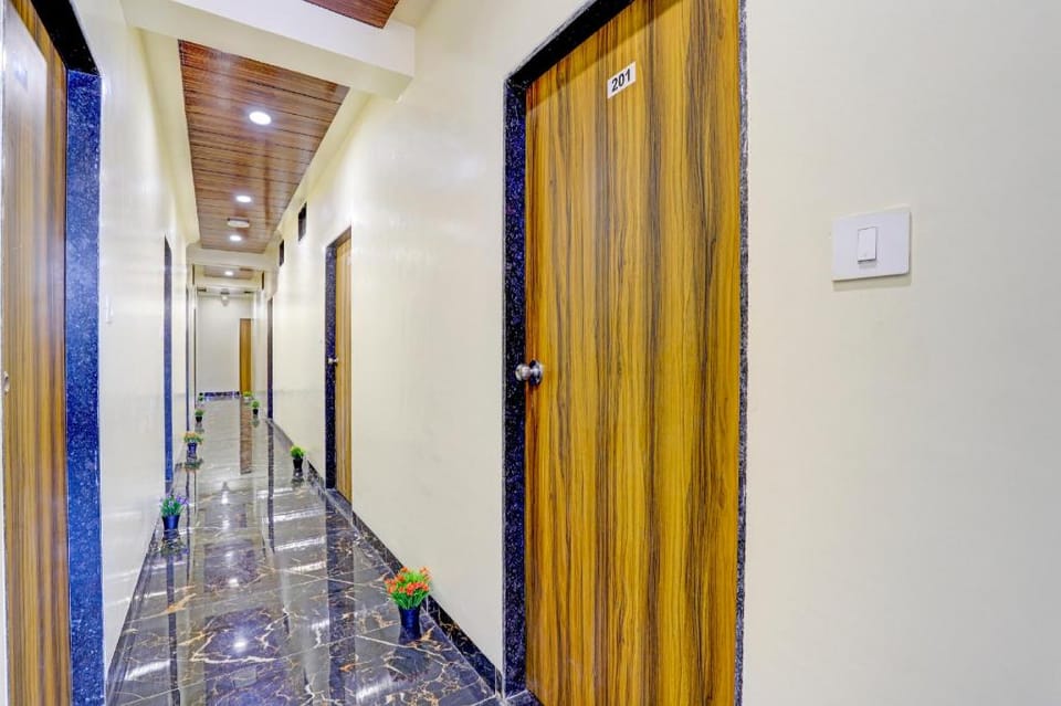 Hotel Royal Plus Hotel in Gujarat