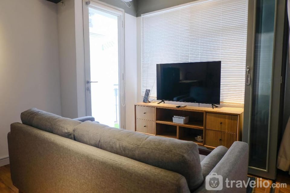 Studio + LivingRoom Jarrdin Cihampelas By Travelio Apartment in Bandung