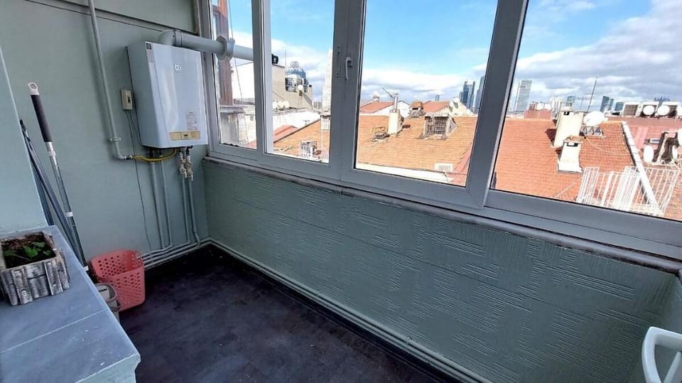 Lovely Top Floor Apartment at Nisantasi 2 +1 Apartment in Istanbul