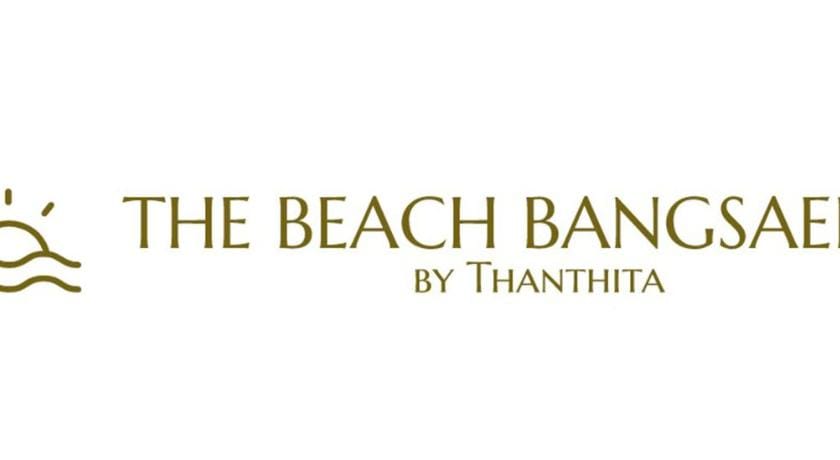 Beachfront Deluxe Pool Access + Free Disney Plus Apartment in Chon Buri Changwat
